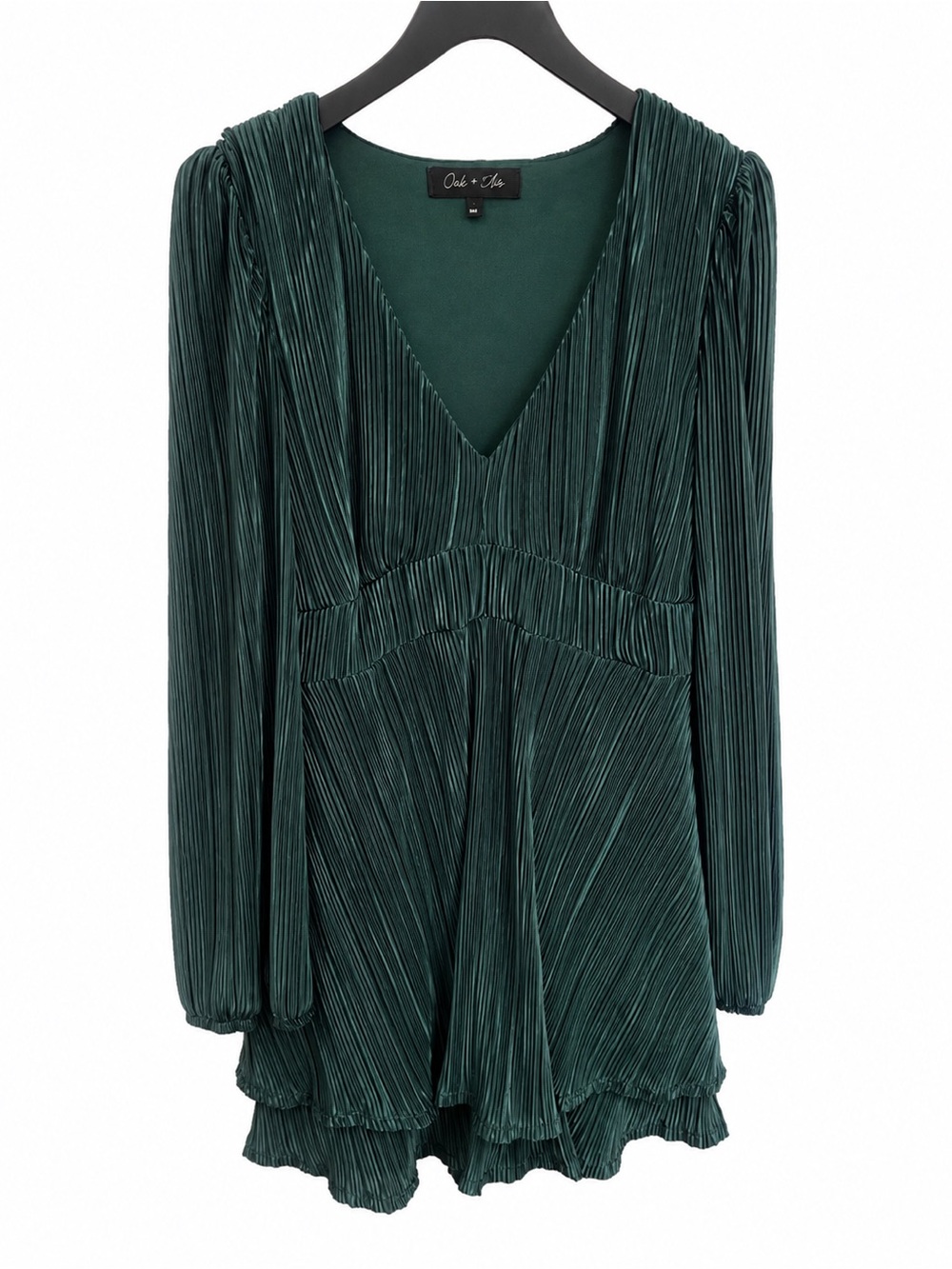Oak & Trellis Forest Green Pleated V-Neck Long Sleeve Dress
